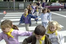 Spet bodo na cestah rumene rutice, začenja se šolsko leto: Vozniki, pazite na otroke!