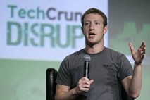 Zuckerberg: Ne izdelujemo facebook-phona, to ni naša strategija