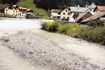 Prvi protipoplavni ukrepi v Železnikih šele ob deseti obletnici katastrofalnih poplav