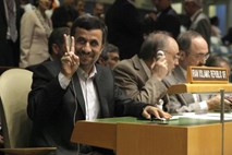 Izraelski veleposlanik zaradi Ahmadinedžada protestno zapustil dvorano