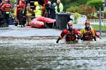 Foto: Anglijo in Wales prizadele hude poplave