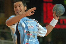 Vugrinec ni dolgo igral v Mariboru, saj je odšel v skopski Metalurg, ki igra v ligi prvakov