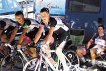 Slovenski kolesarji stežka v tuje klube