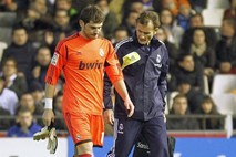 Real napredoval v polfinale pokala, a za mesec dni izgubil Casillasa