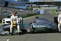 Hamilton in Rosberg pokazala nov Mercedesov dirkalnik