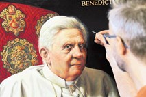 Benedikt XVI. je nevaren revolucionar