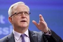 Rehn: Za Slovenijo cilj glede primanjkljaja nedosegljiv, nadaljnje reforme nujne