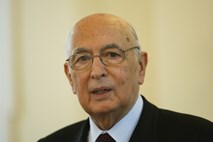 Napolitano pozval k umiritvi pred začetkom pogovorov o vladi