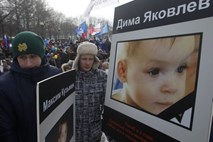 12.000 Rusov zahtevalo prepoved posvojitev ruskih otrok v tujino