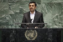 Ahmadinedžad: Chavez se bo na Zemljo vrnil v družbi Jezusa