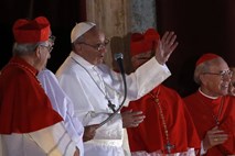 Čestitke ob izvolitvi papeža tudi iz Slovenije, v Argentini praznujejo