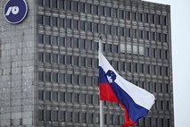 S&P ne vidi potrebe po mednarodni pomoči Sloveniji 