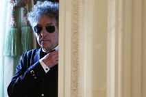 Bob Dylan postal član ameriške akademije umetnosti in književnosti