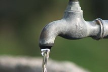 Privatizacija vode gre (za zdaj) na smetišče  zgodovine