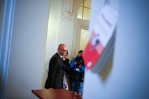 Jazbec sredi tedna začenja mandat guvernerja Banke Slovenije