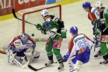 IIHF zavrnil možnost prehajanja igralcev med Medveščakom in Olimpijo