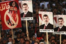 V Egiptu protesti v podporo Mursiju vse manj množični