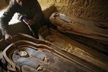 Na podstrešju v Nemčiji odkrili skrivnostno mumijo 