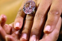 Diamant imenovan »Pink Star« bi se lahko prodal za rekordnih 60 milijonov dolarjev