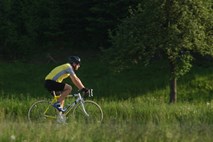Iz novele zakona o ohranjanju narave bodo umaknili kolesarstvo v naravi