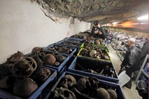 Pet let po odkritju množičnega grobišča v Hudi Jami se obeta začetek sanacije jaškov (video)