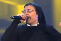 Italijanska redovnica je po navdihu papeža postala pevska senzacija (video)