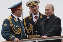 Putin ob dnevu zmage na Krimu: Rusija je s Krimom še močnejša (foto)