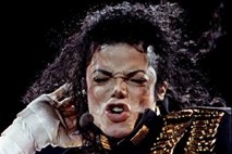 Za nastop na Billboard Music Awards oživili Michaela Jacksona (video)