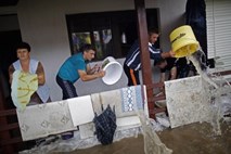 Poplave znova pustošijo po BiH 