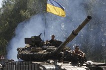 Ukrajinska vojska s topništvom nad Doneck