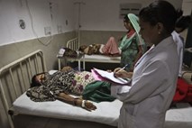 V obstreljevanju na indijsko-pakistanski meji devet mrtvih
