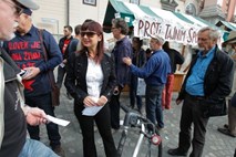 Na ljubljanskih ulicah proti sporazumom TTIP, Ceta in Tisa več kot 200 ljudi