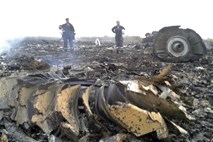 Na kraju strmoglavljenja malezijskega letala v Ukrajini našli nove človeške ostanke