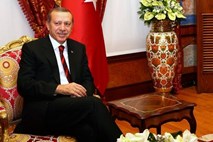 Erdogan znova razburja: Ženske pri delu niso enakovredne moškim - to je v nasprotju z zakoni narave