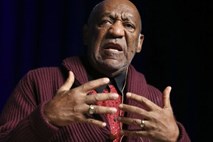 Cosby vrača udarec s tožbo proti tožnici, saj naj bi ga izsiljevala