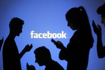 Jezni in razočarani uporabniki: Facebook in Instagram zjutraj nedosegljiva vsaj 30 minut 