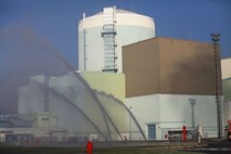 V nuklearki manjša poškodba gorivne palice, elektrarna deluje varno in nemoteno
