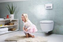 Z inovativno tehnologijo vedno sveža kopalnica brez neprijetnih vonjav 