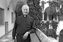 Anton Jamnik, ljubljanski pomožni škof: Sovražiti in kar naprej videti sovražnike okoli sebe ni prav nič krščansko 