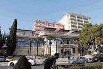 Delnice Casinoja Riviera in Casinoja Portorož  spretno rešili pred bančno izvršbo in rubežem