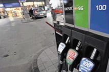 Tovarniška in resnična poraba goriva: Zakonodajalci določajo, industrija le sledi