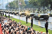 Slovenski vojaki ne bodo sodelovali na hrvaški vojaški paradi