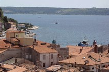Odstopljeni hrvaški arbiter Vukas: sodišče je želelo Hrvaški odvzeti del morja