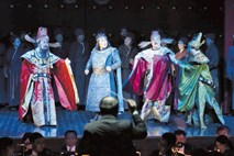 Kritika opere Turandot: domišljeno izvajanje že videnega