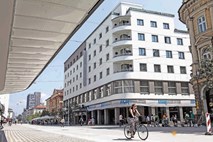 Dostop za goste hotela Slon po Slovenski cesti je urejen