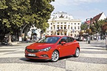 Opel astra: Zvezda, ki kaže mišice v tišini