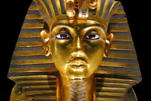 Nefretete, lepotica kraljica, za zidovi Tutankamonove grobnice?