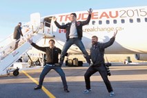 Justin Trudeau stopil v čevlje očeta Pierra, karizmatičnega kanadskega premierja 