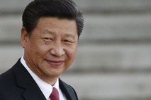 Štiridnevno britansko priklanjanje kitajskemu predsedniku ostaja tarča ostrih kritik