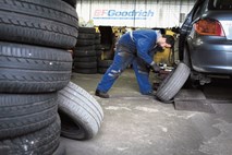 Zimske pnevmatike: Cena naj ne bo merilo